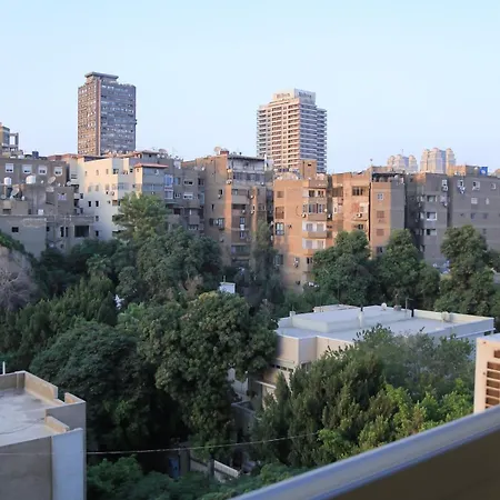 شقه مفروشه بالزمالك Appartement
